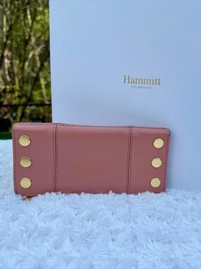 Hammitt 10 North Wallet in Pink Sands